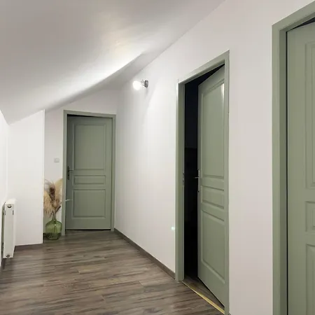 Ferienhaus Maison Aux Pieds Du Circuit De Mirecourt Baudricourt